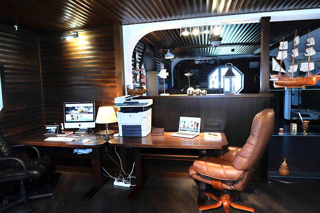 The Sky Loft Lejlighed Kiev Eksteriør billede